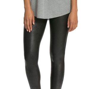 NWOT Spanx faux leather leggings rich olive M